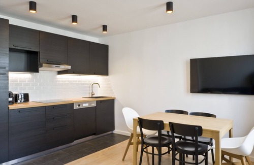 Charonne Apartment | A Pleasant 2-BDR near Nation and Charonne