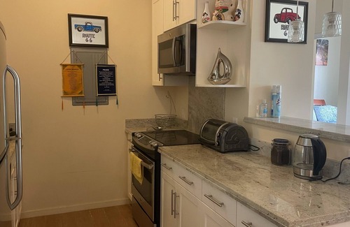 Waikiki Condo | A prime location in Waikiki with an EV parking