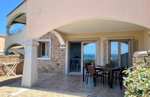 La Maddalena House | A Punta Tegge il mare la spiaggia il tramonto