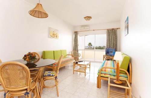 Gale Apartment | A Ramos Apartamento Palmeira Galé