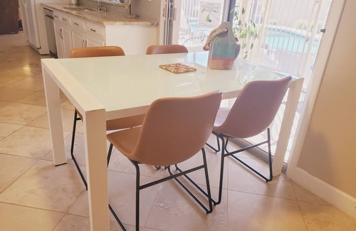 Raskin Estates House | A RENTAL that has it ALL so you can RELAX & UNWIND w/Complimentary heated pool