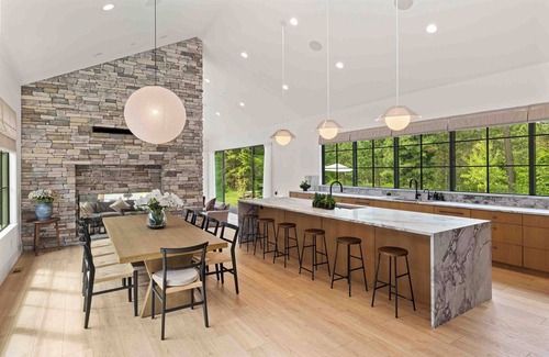 Roslyn House | A Retreat for All, Designed 4 Memories | 8Ksqft-Heated Pool Open All Winter