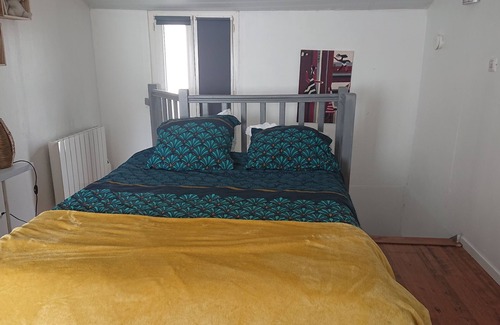 Fresnay-en-Retz Bed & Breakfast | A room in an outbuilding