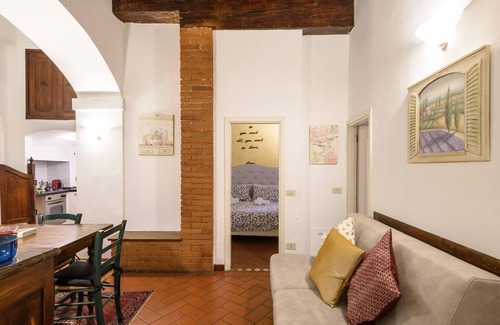 San Niccolo Apartment | A Secret Escape in FLORENCE PONTE VECCHIO