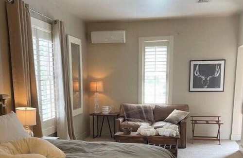 Durango House | A serene property to enjoy the wildlife and nature alongside Lightner Creek