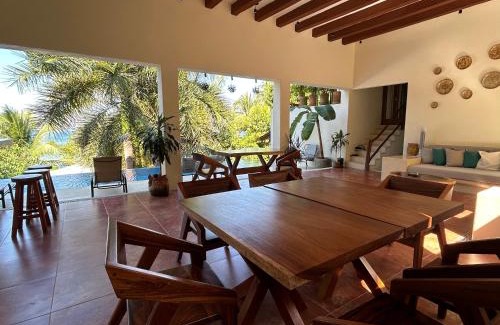 Playa Las Gatas House | A Son de Mar - Playa Las Gatas acceso por mar