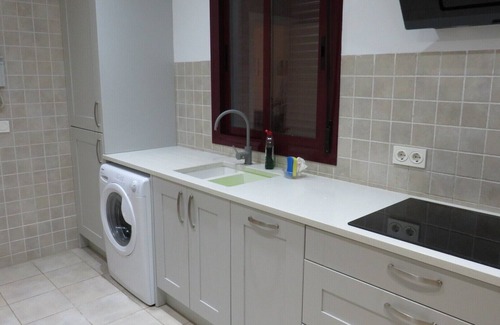 Castillo de Sabinillas Apartment | A spacious first floor with views of the vineyards and the sea.