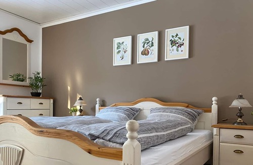 Herbstein House | A spacious holiday home in the midst of beautiful nature with a large garden