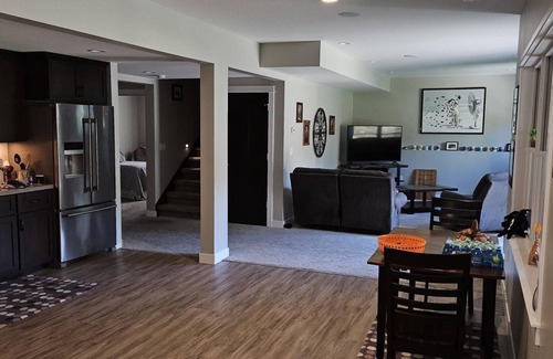 Onalaska House | A Spacious Homey Place To Be/Shared property with Owner .