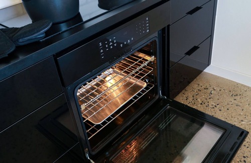 Point Richmond House | A spectacular home with a three bridge view out the Golden Gate.