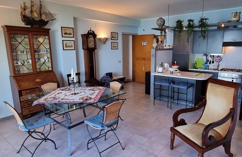 Taormina Apartment | A splendid three-room apartment with a pool and breathtaking views.