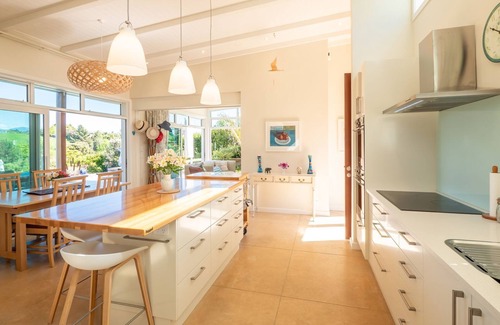 Ruby Bay House | A stunning architecturally designed home in a quiet and sunny location