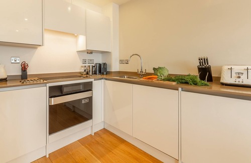 Carbis Bay Apartment | A two-bedroom modern and sleek apartment with sea views and an outdoor terrace.