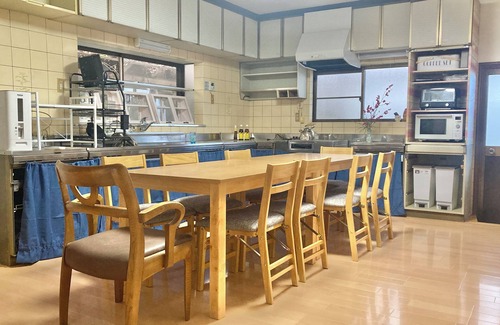 Katsura-gun House | A two-story wooden house for rent. For a relaxing stay in the southern part of Tokushima Prefecture. Many tourist attractions within a 20-minute drive!