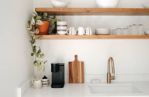 Monson Apartment | A Very 'Pleasant' Oasis Steps to Lake Hebron + Town