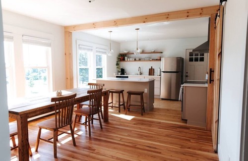 Monson Apartment | A Very 'Pleasant' Oasis Steps to Lake Hebron + Town