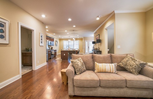 Northeast South Bend House | A View to a Dome -1/2 Mile Walk to Notre Dame Campus!