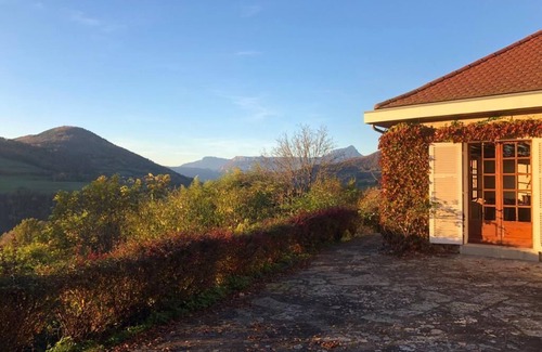 Saint-Martin-d'Uriage House | A vintage house in the heart of the mountain!