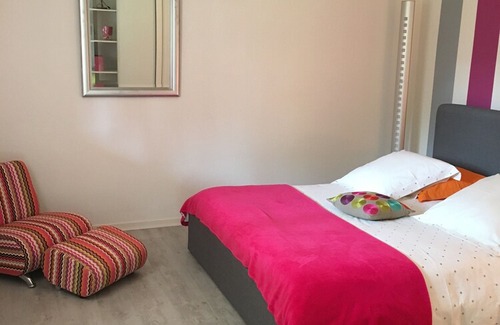 Binic Apartment | A walk from the beaches and shops.