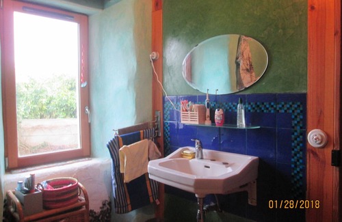 Lannilis House | A warm house, a pretty garden, GR34 and 10 minutes from the beaches.