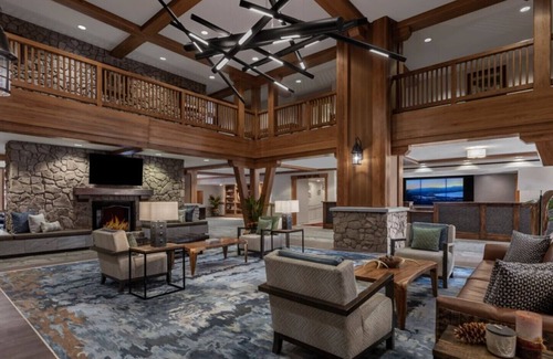South Lake Tahoe Resort | A winter wonderland retreat in the heart of South Lake Tahoe’s Heavenly Village