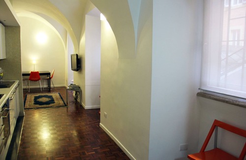 Repubblica Condo | A Wonderful Designer Flat in Central Rome