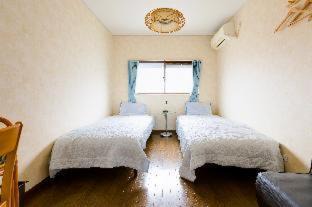 Kaizuka House | A&Z Guest House 関空行南海線二色の浜駅三分 鍵付き4人部屋