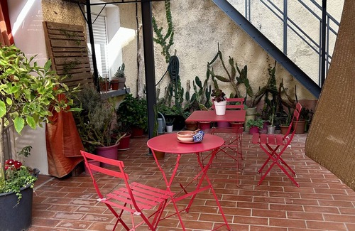 Armissan House | A zen stay in Armissan, a winegrowing village 10 minutes from Narbonne and the beach