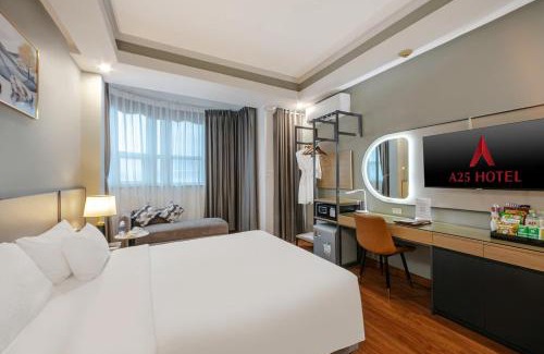 Hang Bai Hotel | A25 Hotel - 12 Phố Huế
