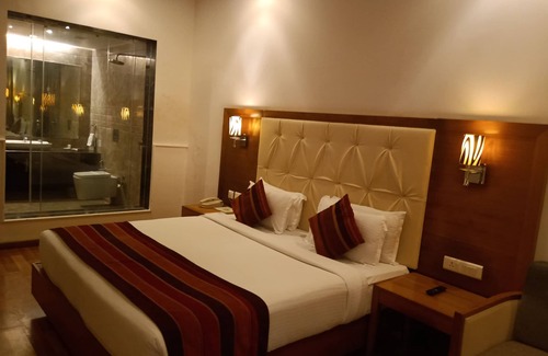 Sanand Hotel | Aarohi Starz Club