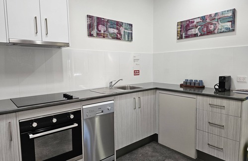 Eyre Peninsula Apartment | Aart Apartments Port Lincoln, Accommodation in the CBD, 100m from the beach.