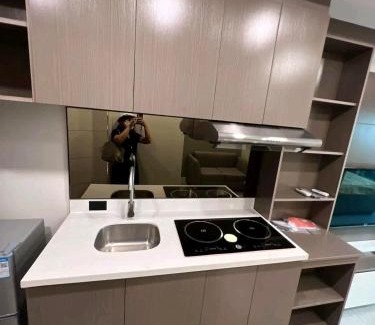 Bagong Pag-asa Hotel | Aayah Staycation condo & Hotel