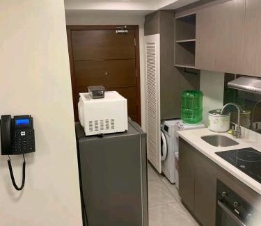 Bagong Pag-asa Hotel | Aayah Staycation condo & Hotel