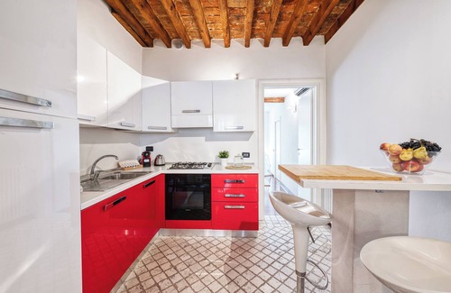 Ferrara Historic Centre Apartment | AB Plus - via Mazzini 8 Deluxe