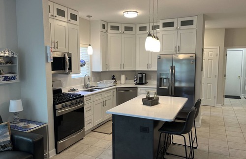 Fontana-on-Geneva Lake Condo | Abbey Ridge Ranch Style Condo Conveniently located in the resort community