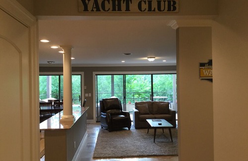 Fontana-on-Geneva Lake Villa | Abbey Villa adjacent to the Abbey Marina and resort