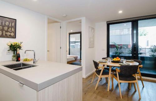 Abbotsford Apartment | Abbotsford Abode With Pool Parking & Gym