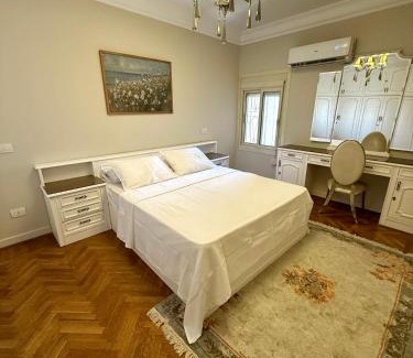 Al Manial Apartment | Abdulaziz Al Saud Street - Panoramic Nile-Pyramids view 3BR Apartment