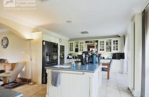 Goxhill Villa | Aberfall Private Luxury Villa Indoor Pool Hot Tub Gym Cinema