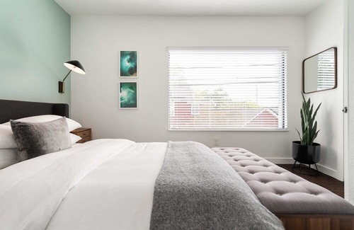 Montrose Apartment | Abode | Montrose | 1-Bedroom