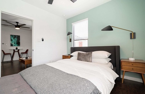 Montrose Apartment | Abode | Montrose | 1-Bedroom