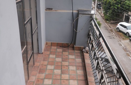 Gurugram Apartment | About this spacenIndependent 1 BHK Floor Including Breakfast with Terrace.