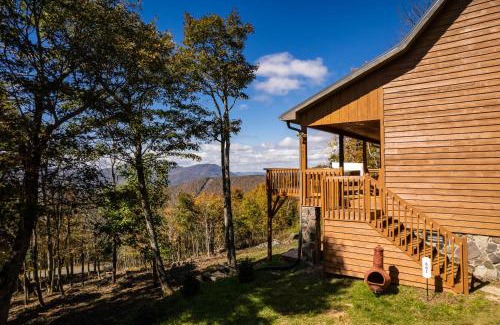 West Jefferson House | Above The Clouds