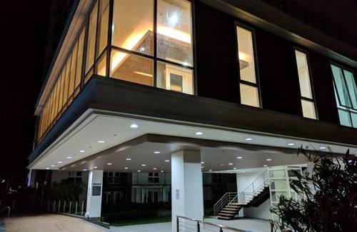 Poblacion District Condo | Abreeza Place with indoor parking and balcony