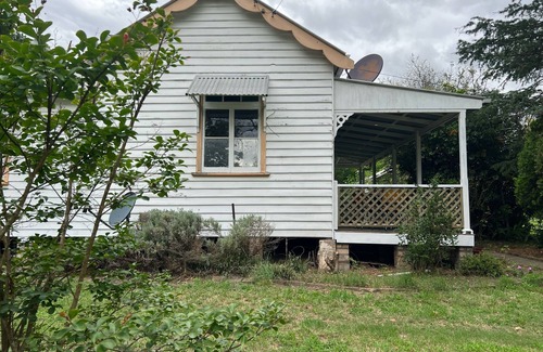 Laughtondale House | Absolute Hawkesbury River Frontage Country Vibes - On Acres Wisemans Ferry Fish
