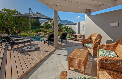 Sandbaai House | Absolute Ocean Boutique Guesthouse