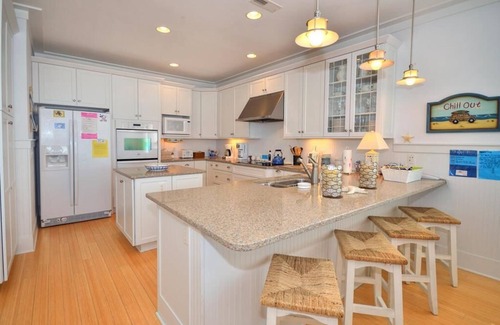Oak Island House | Absolutely Beautiful, Oceanfront 7 Bdrm/5.5 Bath Home on West End-Sleeps19