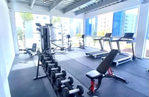 Cerro Alto Apartment | AC, Wifi, Gym, Pool, Parking, Sec. Guards 24 hrs.