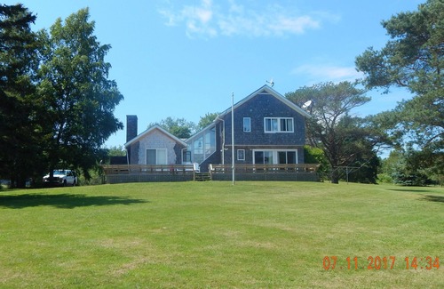 Trenton House | Acadia National Park TWO Seaside adjacent Houses! Sleeps 20 15 min to Acadia!