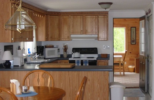 Bar Harbor House | 'Acadia Retreat' Beckons to Those Who Want a Peaceful Setting!